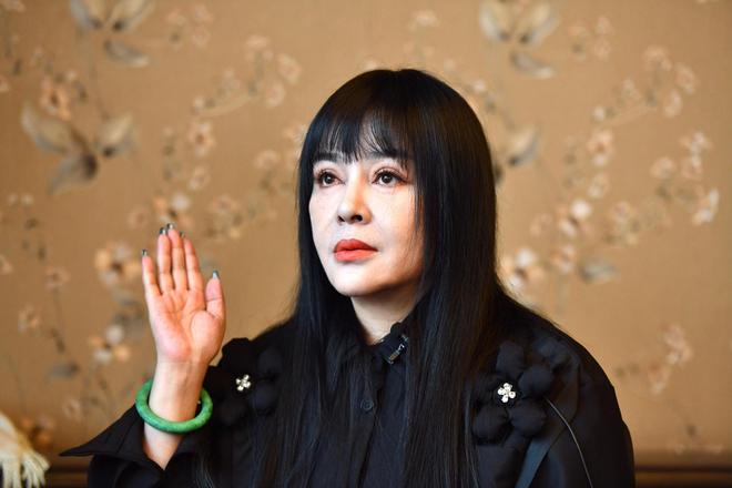 62岁千百惠因病去世上个月刚抱孙子